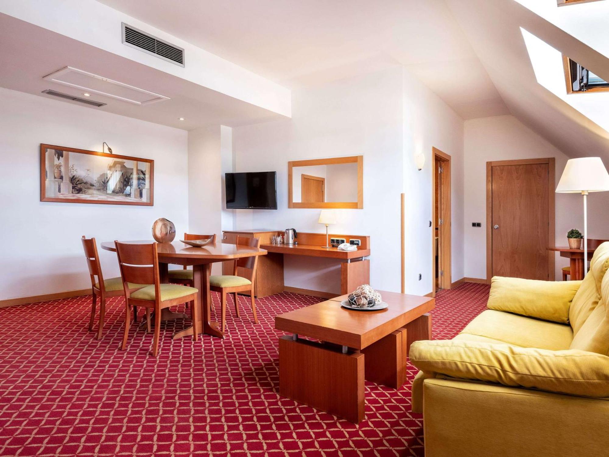 Hotel Zentral León Zewnętrze zdjęcie