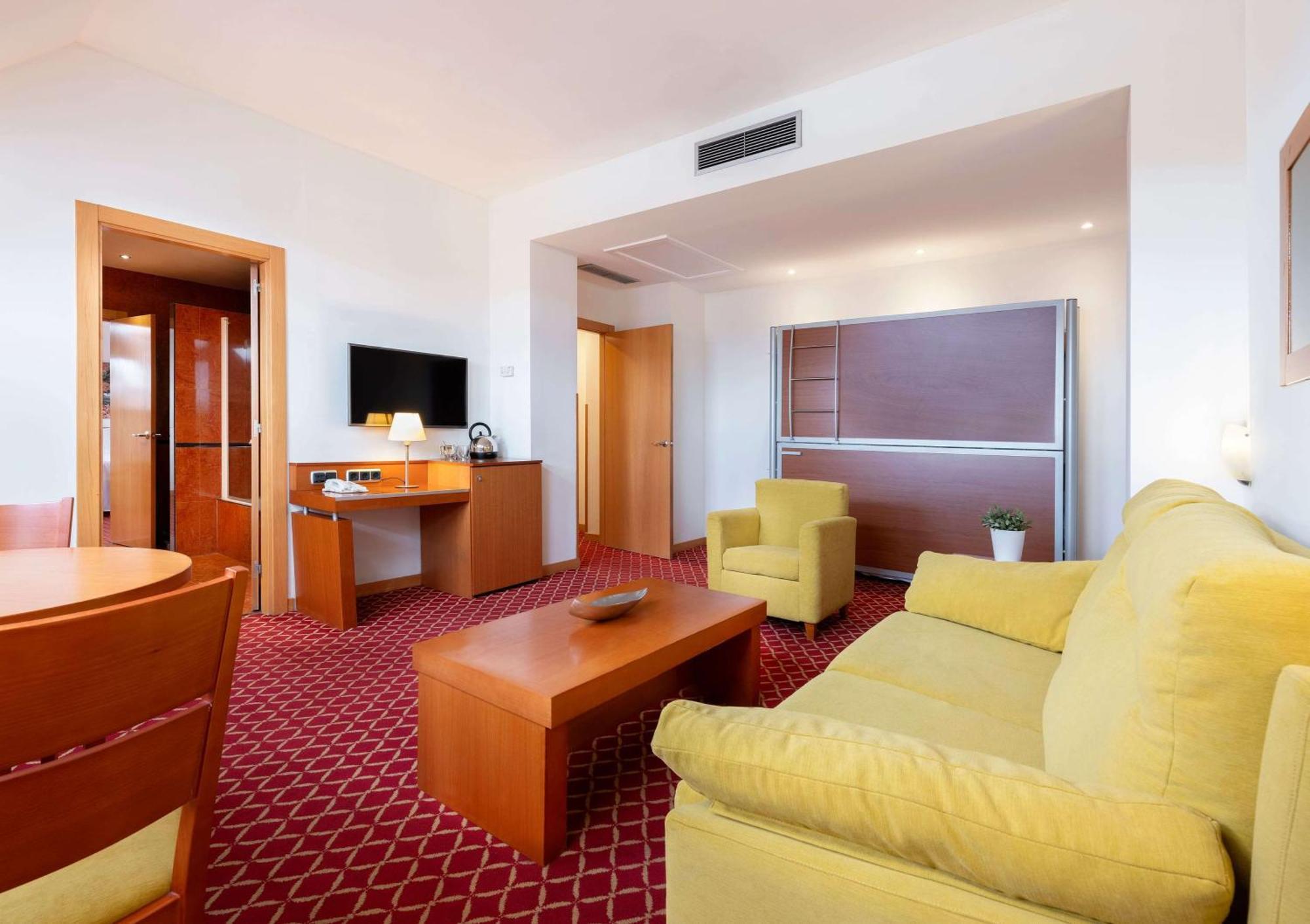 Hotel Zentral León Zewnętrze zdjęcie
