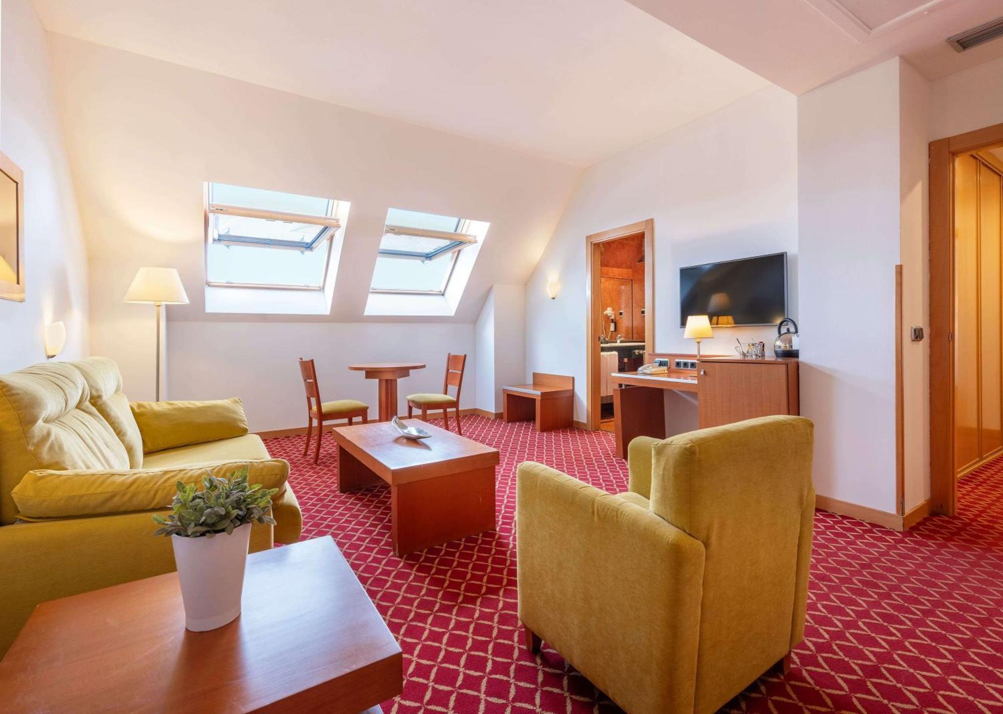 Hotel Zentral León Zewnętrze zdjęcie